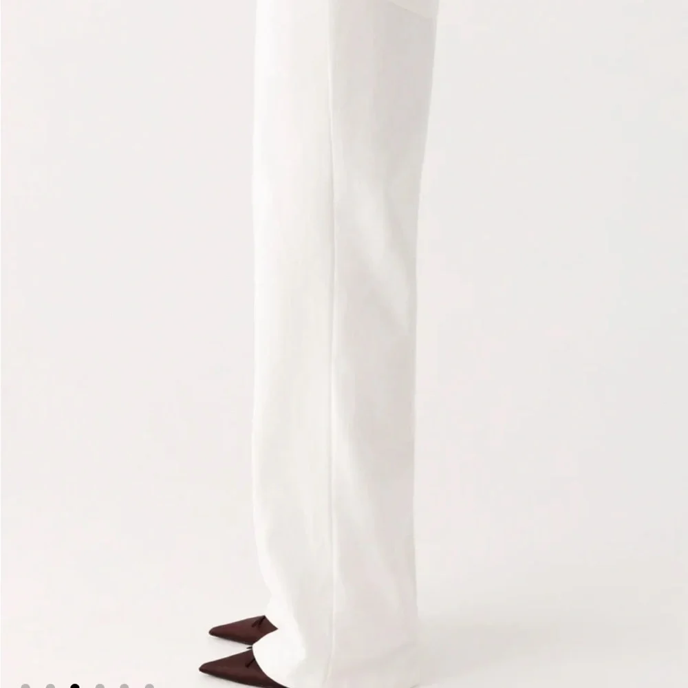 Peppermayo Exclusive - Back Again Straight Leg Denim Jeans - White - Picture 3 of 10